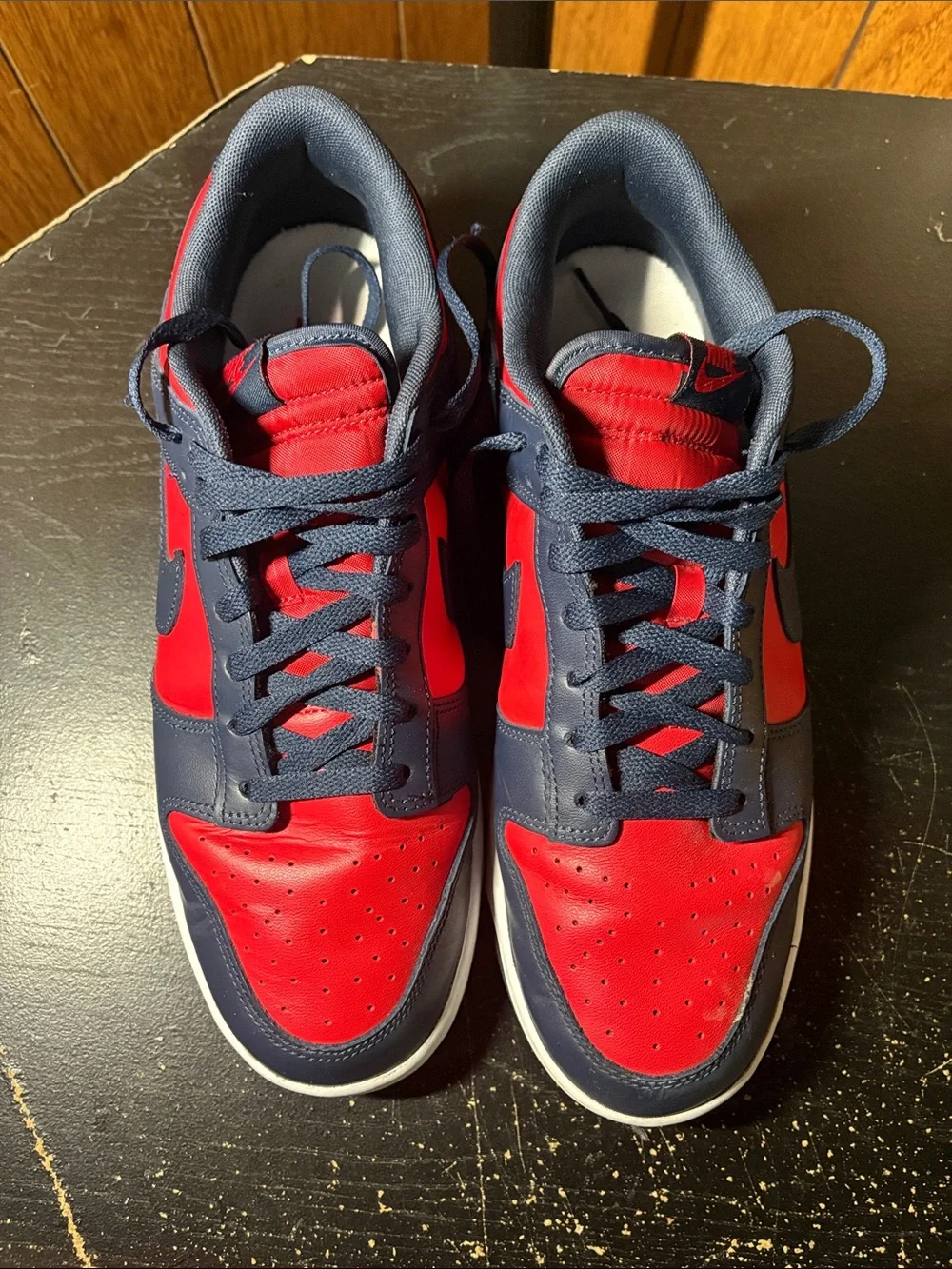 Nike Men's Low-Top Sneakers in Navy & Red
